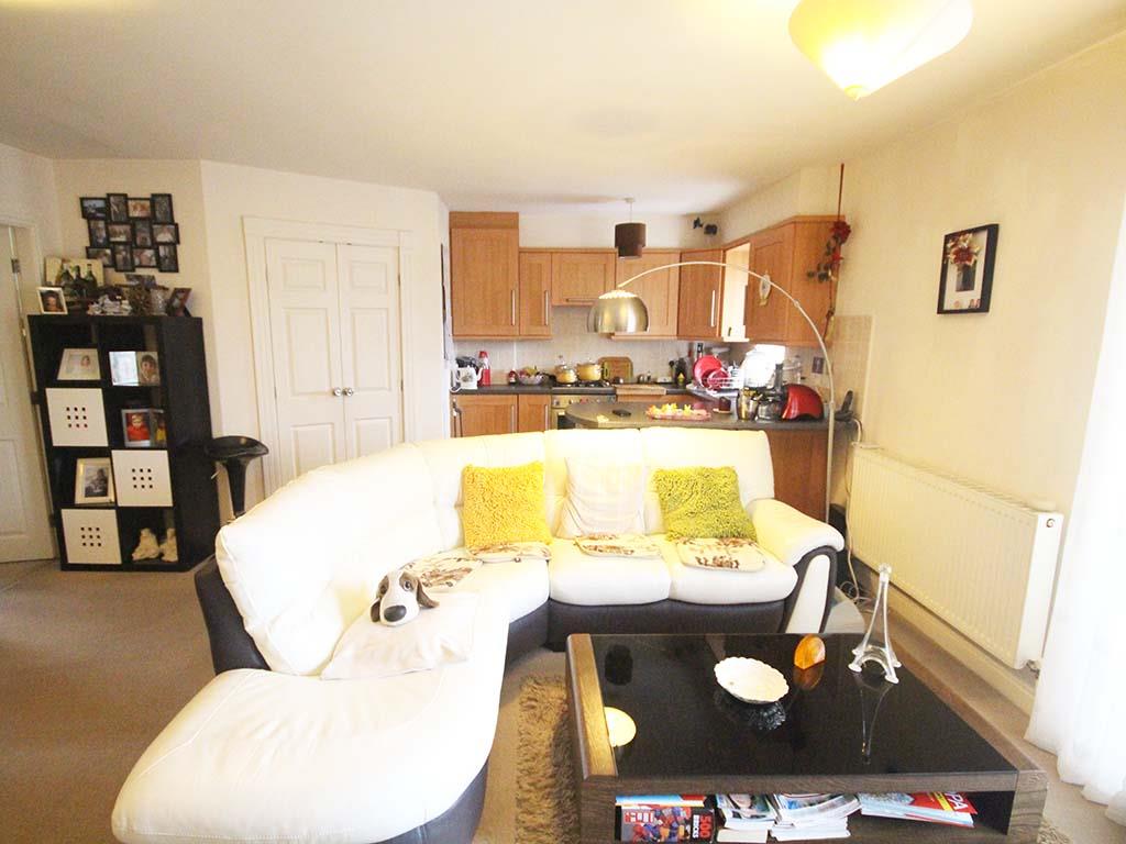 2 bedroom apartment For Sale in Colne - IMG_8088 2.jpg